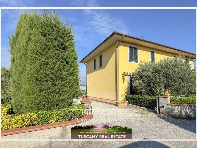 Villa Schiera in vendita a Lamporecchio, Toscana