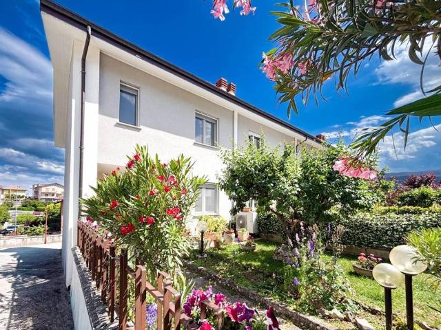 Villa Schiera in vendita a Torretta, Tornimparte