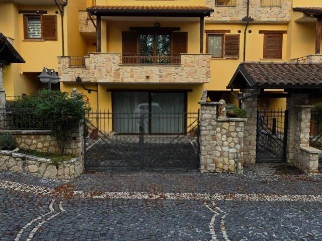 Villa Schiera in vendita a Progetto CASE Cese, L'Aquila