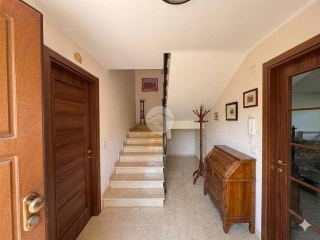 Villa Schiera in vendita a Tornimparte, Abruzzo