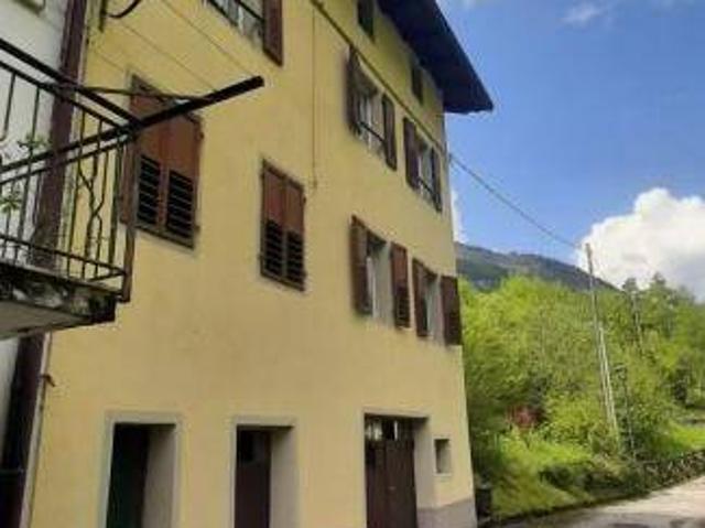 Villa Schiera in vendita a Lastebasse, Veneto