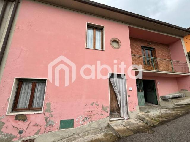 Villa Schiera in vendita a Laterina Pergine Valdarno, Laterina