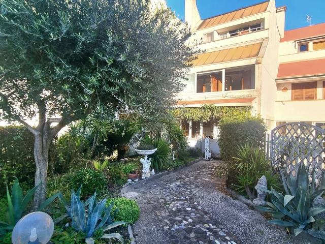 Villa Schiera in vendita a Bevazzana, Latisana