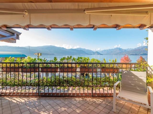 Villa Schiera in vendita a Unione dei comuni del Medio Verbano, Leggiuno