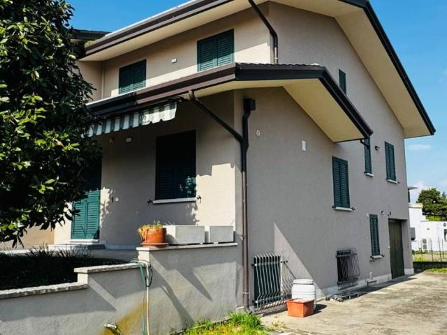 Villa Schiera in vendita a Legnago, Veneto