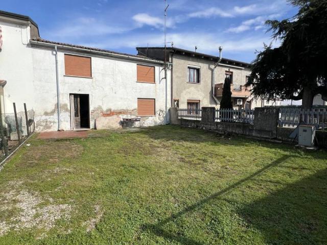 Villa Schiera in vendita a Oppioli, Legnago