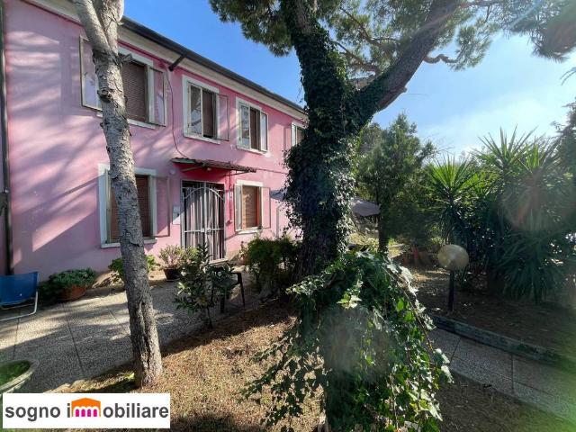 Villa Schiera in vendita a Legnago, Verona