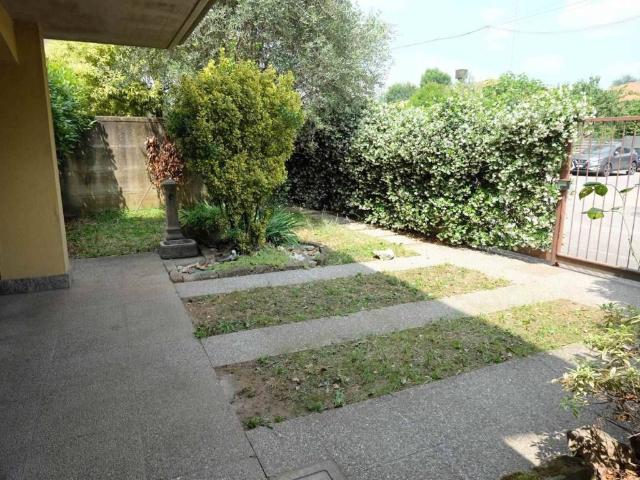 Villa Schiera in vendita a Costa di San Giorgio, Legnano