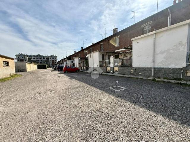 Villa Schiera in vendita a Oltrestazione, Legnano