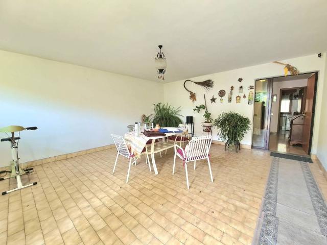Villa Schiera in vendita a Oltrestazione, Legnano