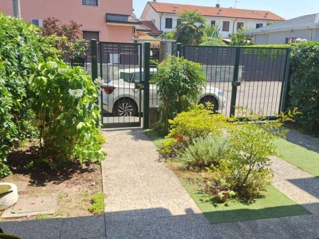 Villa Schiera in vendita a Costa di San Giorgio, Legnano