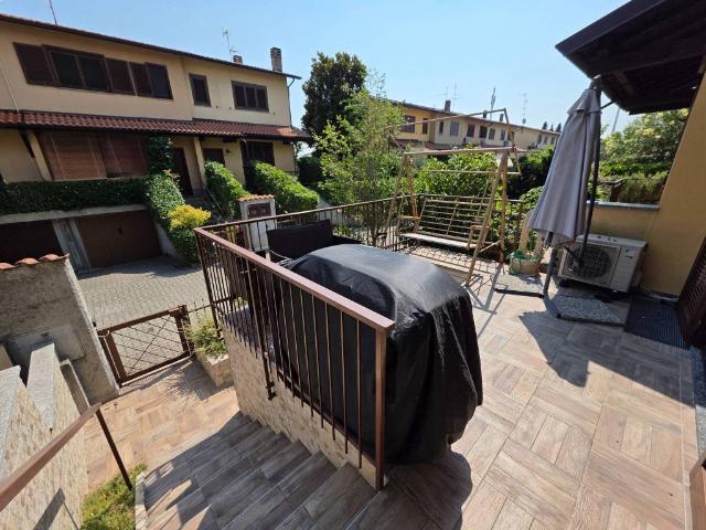 Villa Schiera in vendita a Legnano, Lombardia