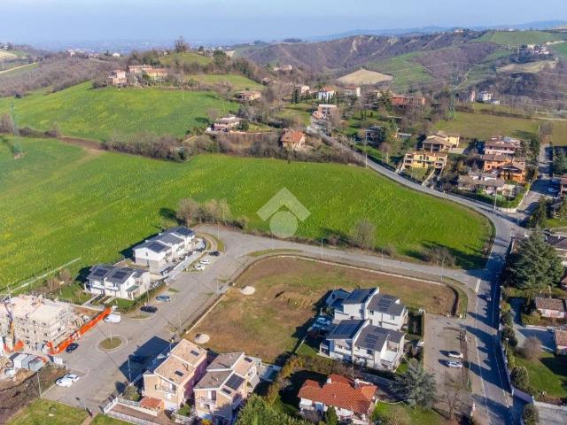 Villa Schiera in vendita a Lesignano De' Bagni, Reggio Emilia