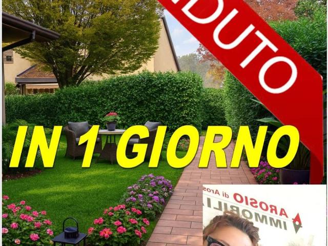 Villa Schiera in vendita a Lesmo, Lombardia
