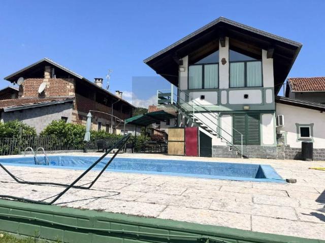 Villa Schiera in vendita a Piemonte, Biella