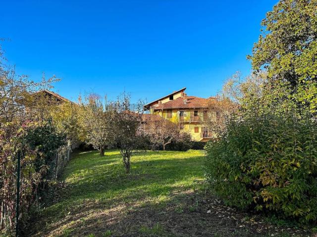 Villa Schiera in vendita a Piemonte, Biella