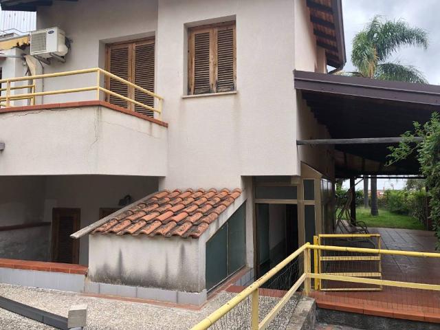 Villa Schiera in vendita a Letojanni, Sicilia