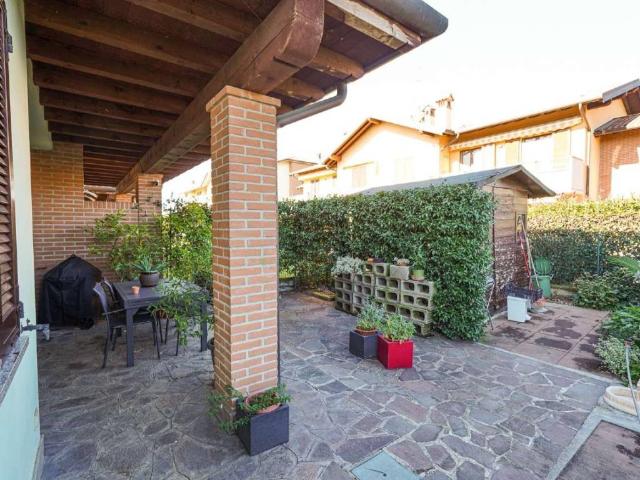 Villa Schiera in vendita a Levate, Lombardia