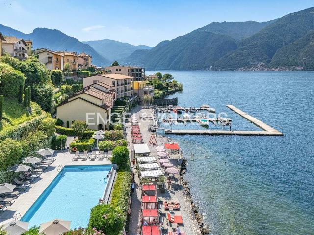 Villa Schiera in vendita a Lezzeno, Lombardia
