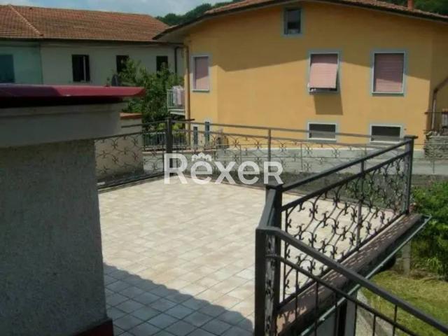 Villa Schiera in vendita a Unione di comuni Montana Lunigiana, Licciana Nardi