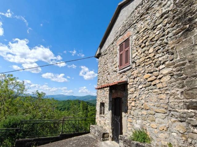 Villa Schiera in vendita a Unione di comuni Montana Lunigiana, Licciana Nardi