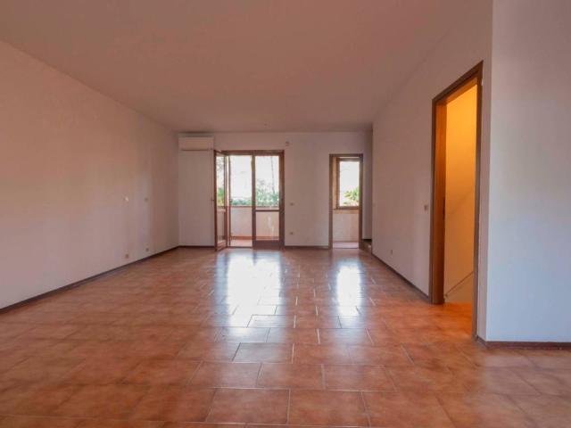 Villa Schiera in vendita a Lignano Riviera, Lignano Pineta
