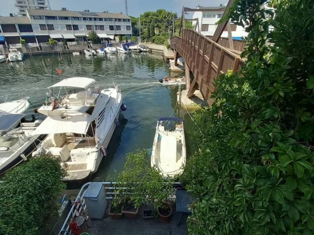 Villa Schiera in vendita a Lignano Pineta, Friuli-Venezia Giulia