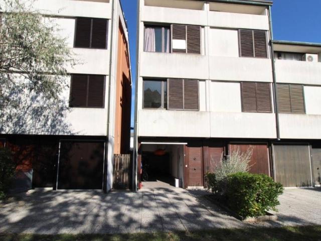 Villa Schiera in vendita a Lignano Sabbiadoro / Lignan, Udine / Udin / Videm
