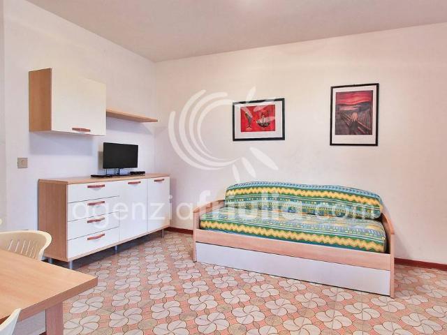 Villa Schiera in vendita a Lignano Riviera, Lignano Pineta