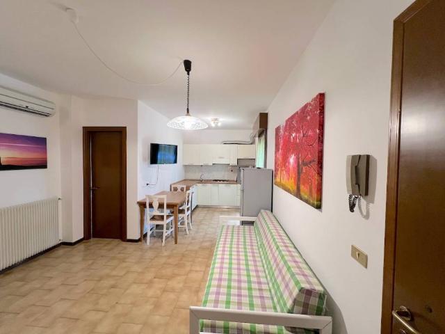 Villa Schiera in vendita a Lignano Riviera, Lignano Pineta