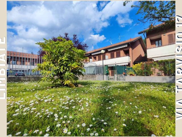 Villa Schiera in vendita a Limbiate, Lombardia