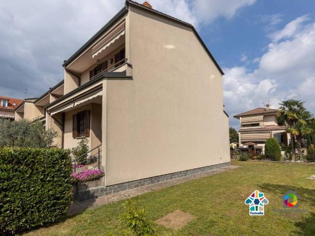 Villa Schiera in vendita a Limbiate, Lombardia