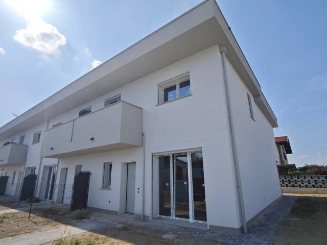Villa Schiera in vendita a Cascina Restelli, Limido Comasco
