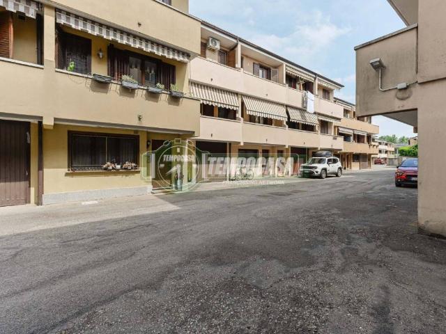 Villa Schiera in vendita a Liscate, Lombardia