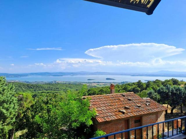 Villa Schiera in vendita a Lisciano Niccone, Umbria