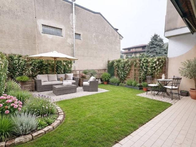 Villa Schiera in vendita a Cascina Convenio, Lissone