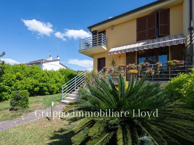 Villa Schiera in vendita a Scopaia, Livorno