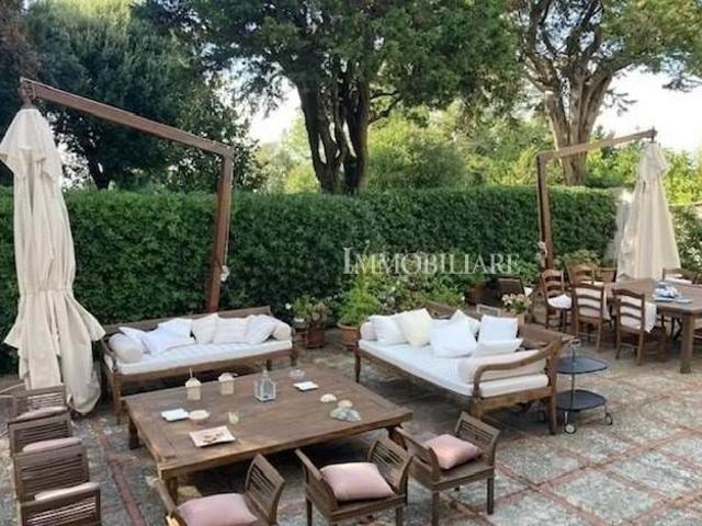 Villa Schiera in vendita a Livorno