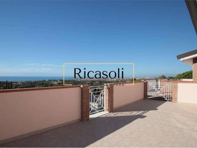 Villa Schiera in vendita a Montenero basso, Livorno