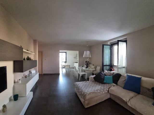 Villa Schiera in vendita a Salviano, Livorno