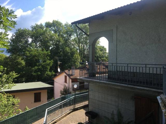 Villa Schiera in vendita a Unione dell'Alto Reno, Lizzano In Belvedere