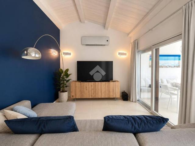 Villa Schiera in vendita a Porto San Paolo, Sardigna/Sardegna