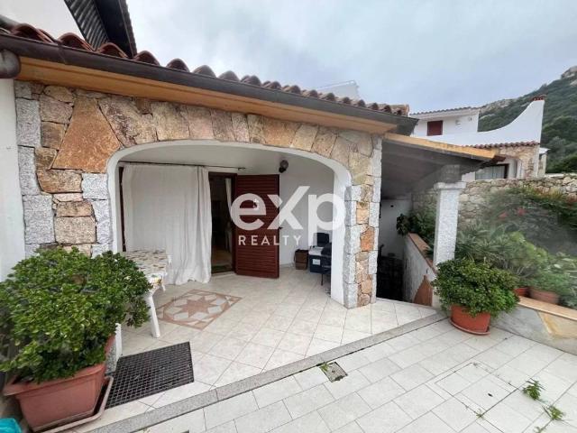 Villa Schiera in vendita a Porto San Paolo, Sardigna/Sardegna