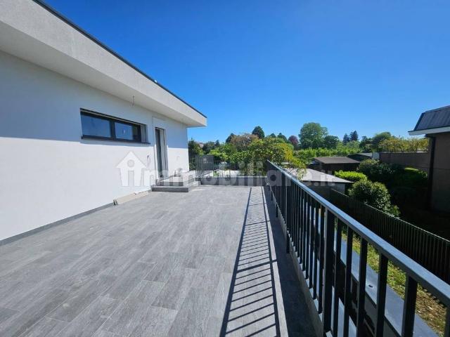 Villa Schiera in vendita a Lomazzo, Lombardia
