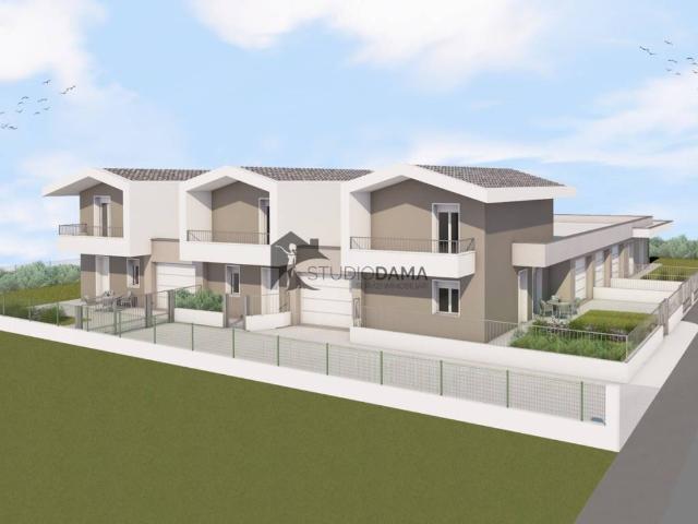 Villa Schiera in vendita a Lonato, Brescia