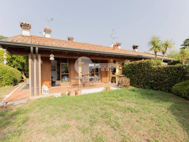 Villa Schiera in vendita a Lonato, Lombardia