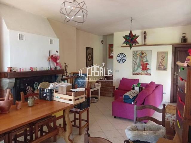 Villa Schiera in vendita a Unione di Comuni Valdarno e Valdisieve, Londa