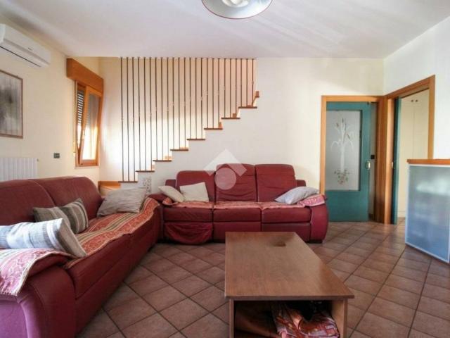 Villa Schiera in vendita a Crocetta, Longiano