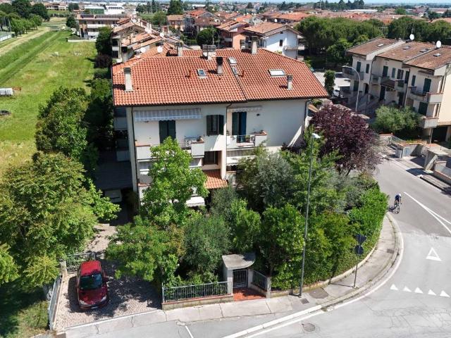 Villa Schiera in vendita a Budrio, Longiano