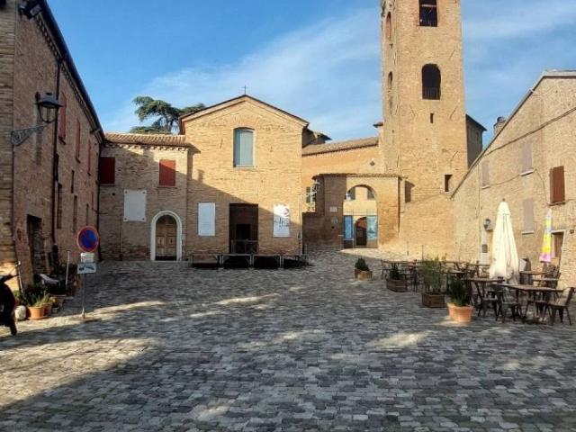 Villa Schiera in vendita a Longiano, Reggio Emilia